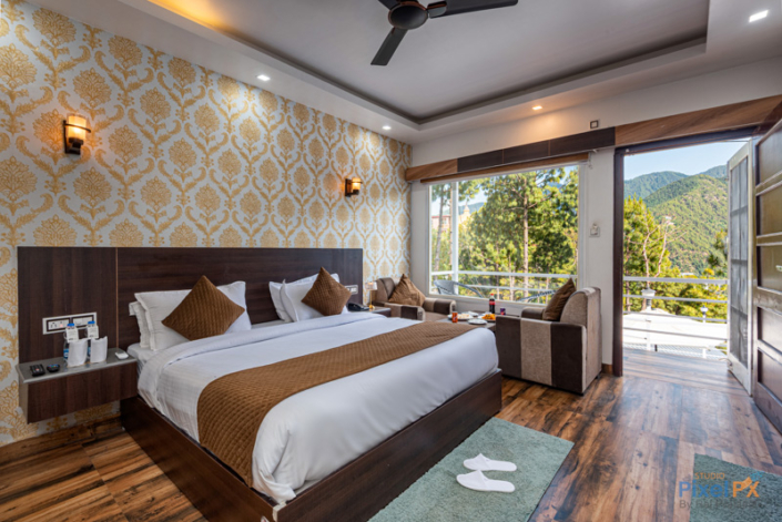 luxury-mountain-view-room-interior-photography